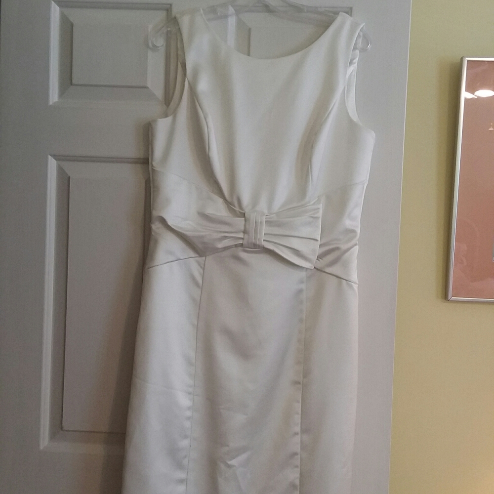 Ladies White House Black Market White Dress-12M